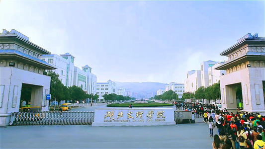 下载 (2).jpg
